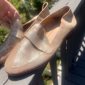 Lucky Brand gold metallic suede loafers